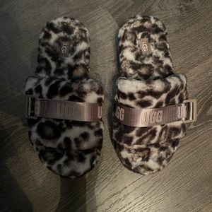 Ugg Fluffita Panther Print